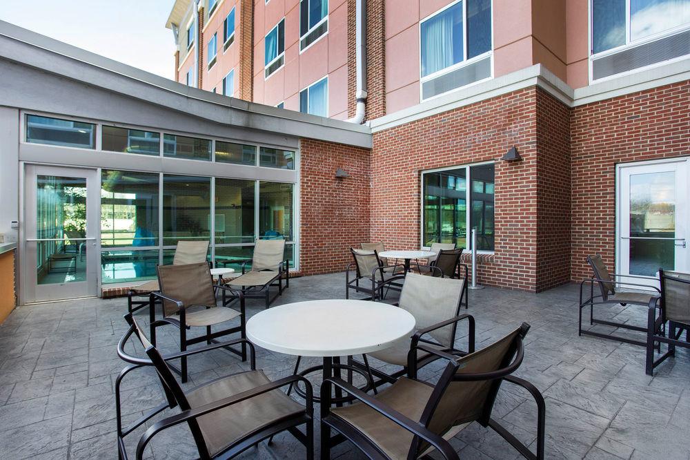 Springhill Suites By Marriott Роанок Экстерьер фото