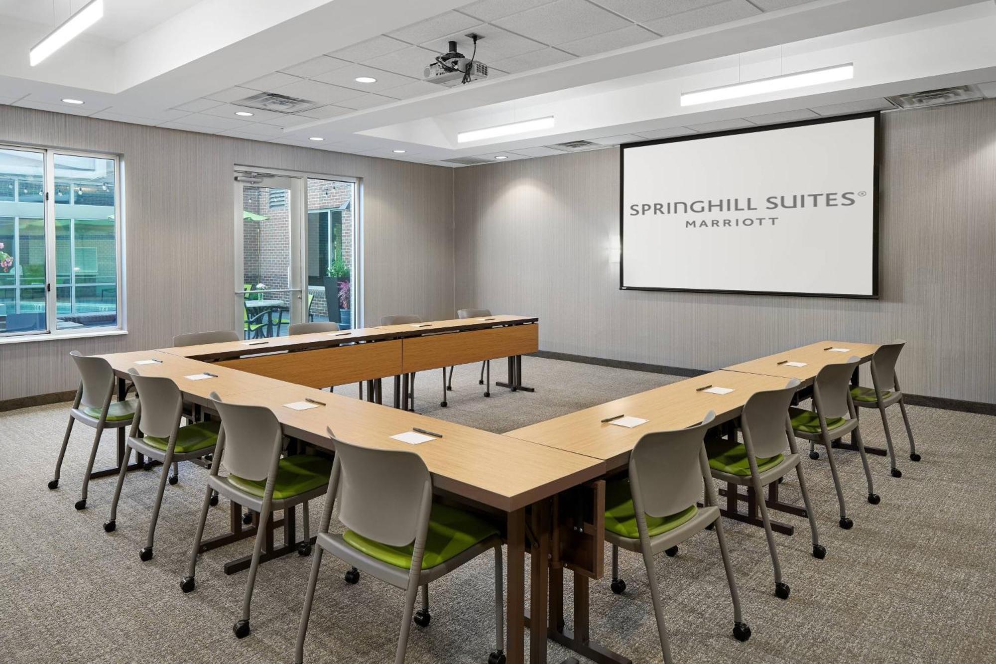 Springhill Suites By Marriott Роанок Экстерьер фото